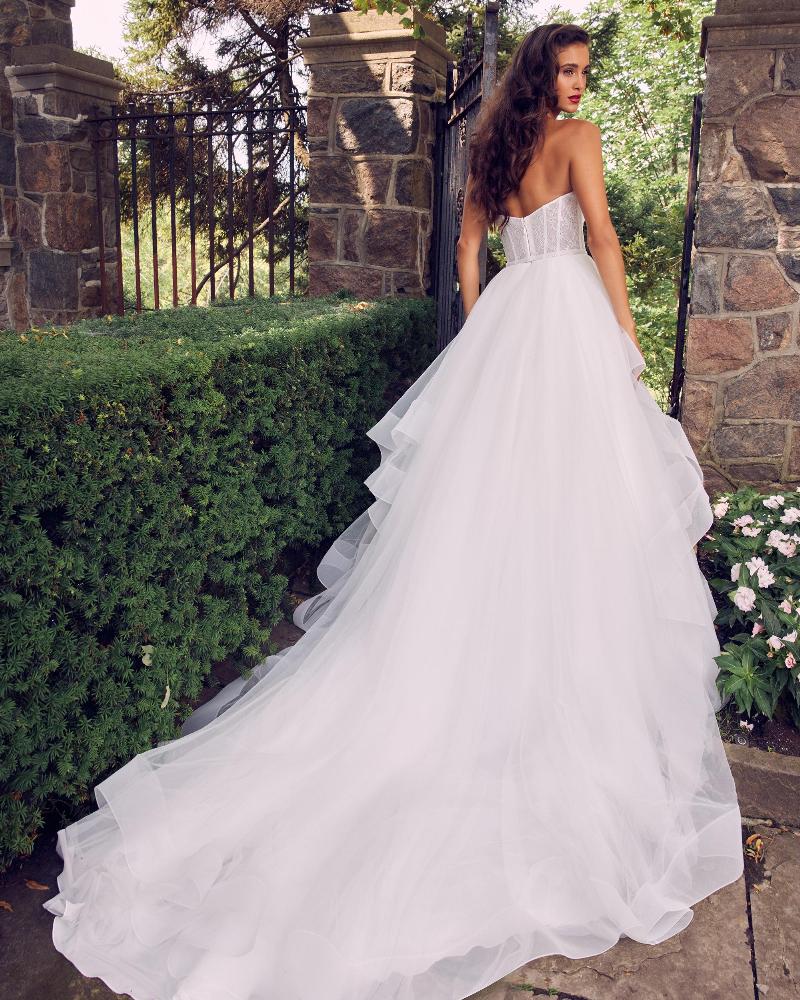 La22112 layered tulle ball gown wedding dress with ruffles and detachable long sleeves2